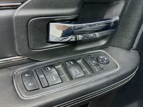 Used 2018 RAM 2500 Lone Star w/ Sport Appearance Group image 17