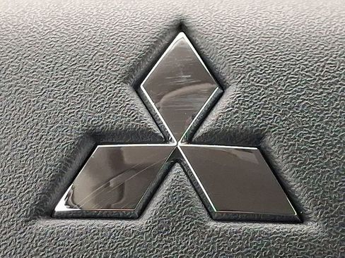 New 2026 Mitsubishi Outlander ES AWD/4WD image 11