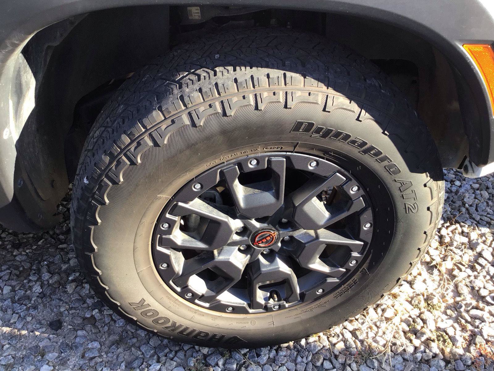Used 2022 Nissan Frontier 4x4 Crew Cab image 9