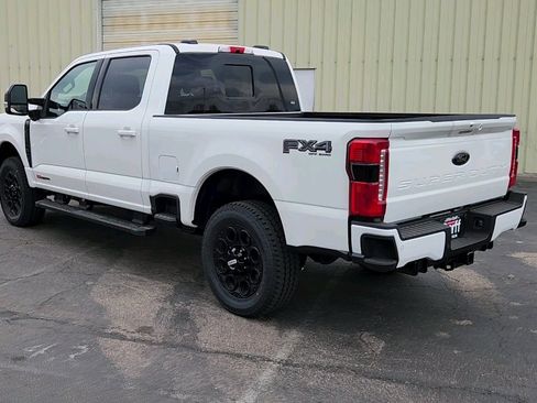 New 2025 Ford F250 Lariat w/ Lariat Ultimate Package image 5