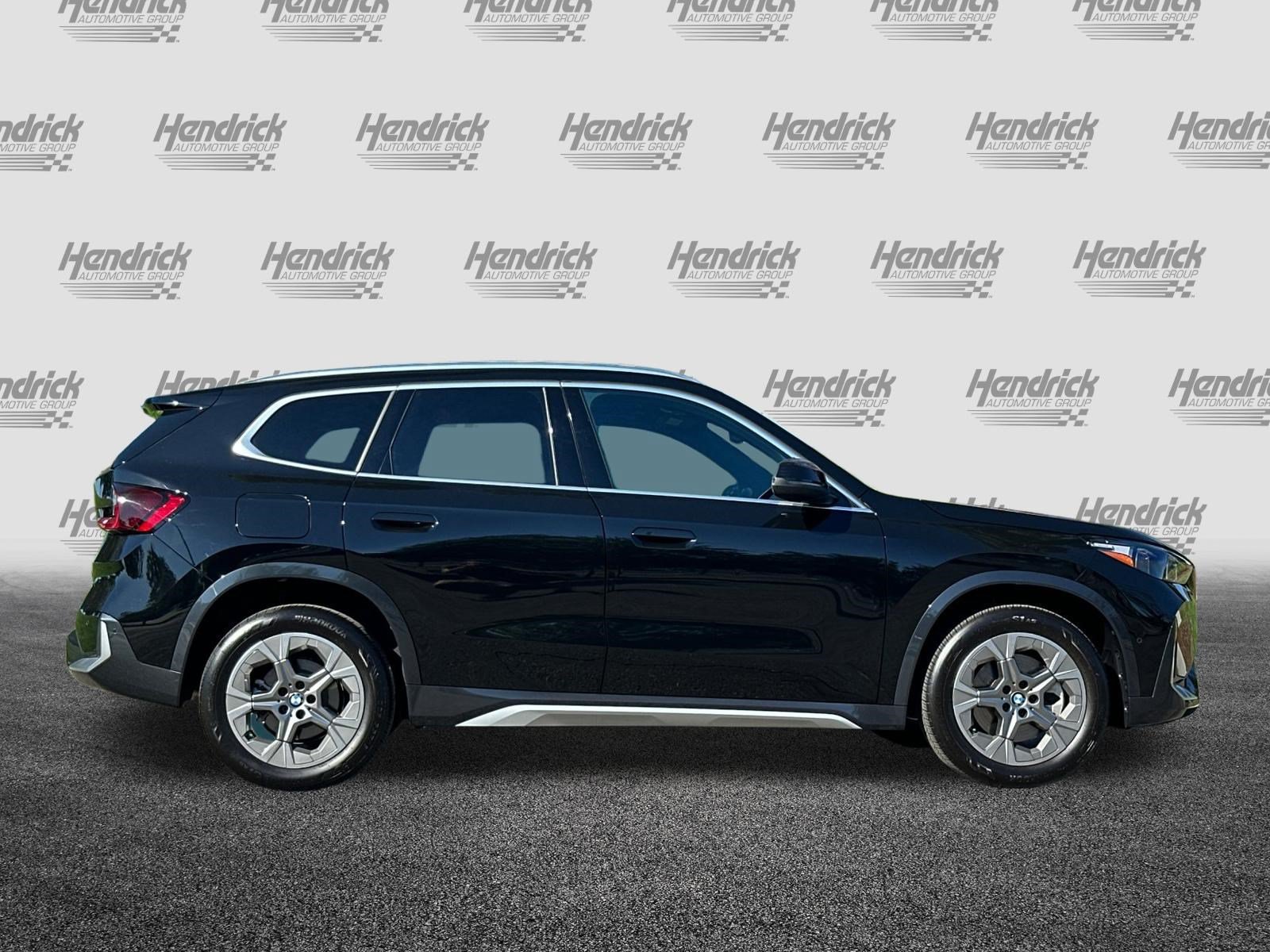 Used 2026 BMW X1 xDrive28i w/ Convenience Package AWD/4WD image 3