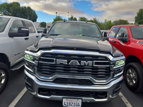 Used 2026 RAM 2500 Big Horn AWD/4WD image 3