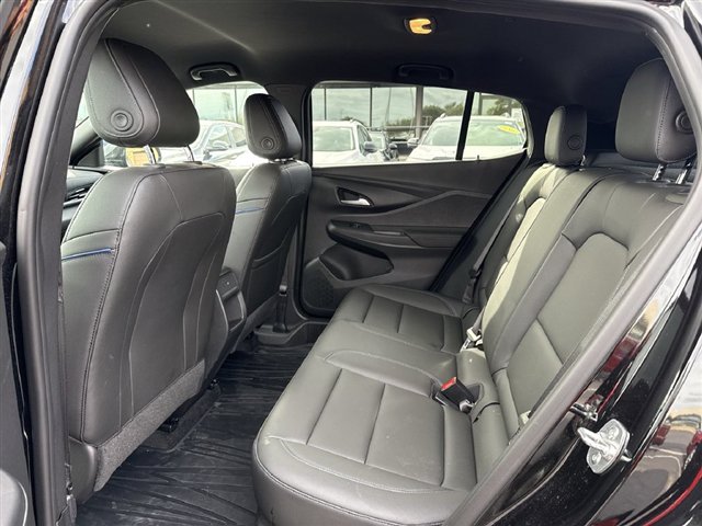 Used 2024 Buick Envista Sport Touring w/ Convenience I Package FWD image 25