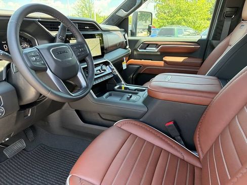 New 2026 GMC Sierra 2500 Denali Ultimate AWD/4WD image 18