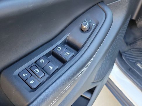 Used 2023 Jeep Grand Cherokee Altitude RWD image 21