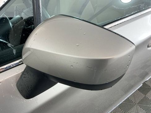 Used 2016 Subaru Outback 2.5i Premium image 10