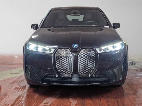 Used 2025 BMW iX xDrive50 AWD/4WD image 8