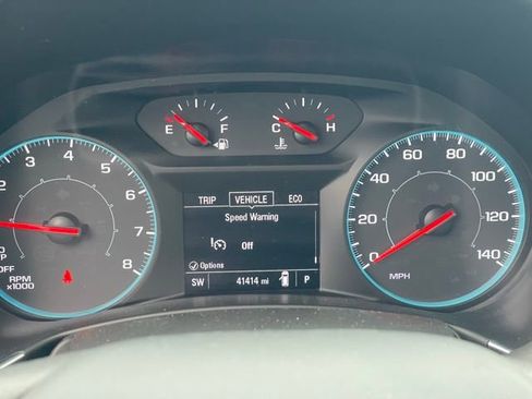 Used 2021 Chevrolet Equinox LS AWD/4WD image 18