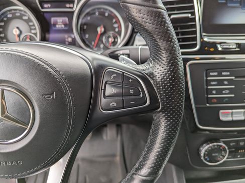 Used 2019 Mercedes-Benz GLS 450 4MATIC image 18