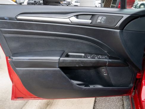 Used 2020 Ford Fusion Energi Titanium image 16