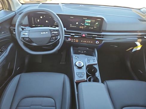 New 2026 Kia Sportage SX Prestige image 8