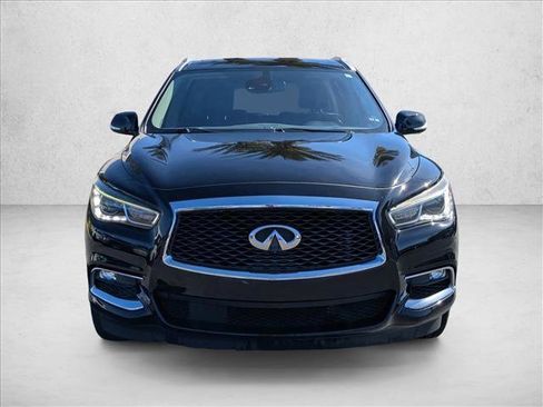 Used 2020 INFINITI QX60 Luxe w/ Essential Package image 2