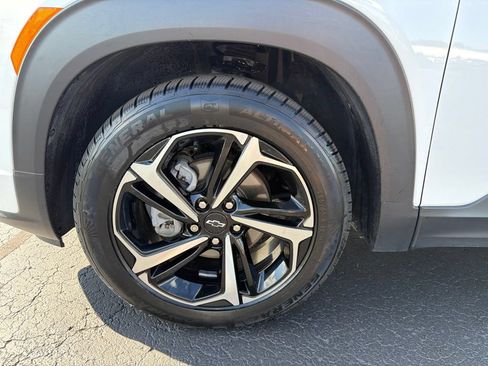 Certified 2021 Chevrolet TrailBlazer RS w/ Convenience Package AWD/4WD image 23
