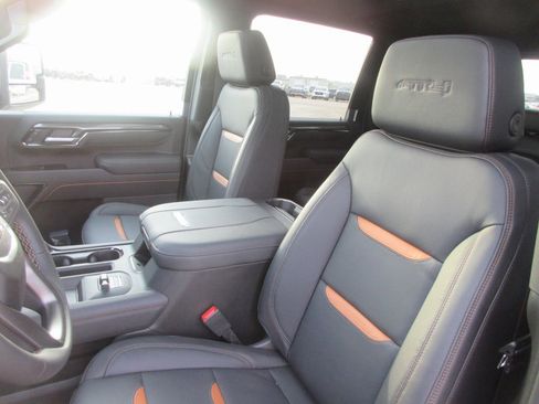New 2026 GMC Sierra 2500 AT4 image 14