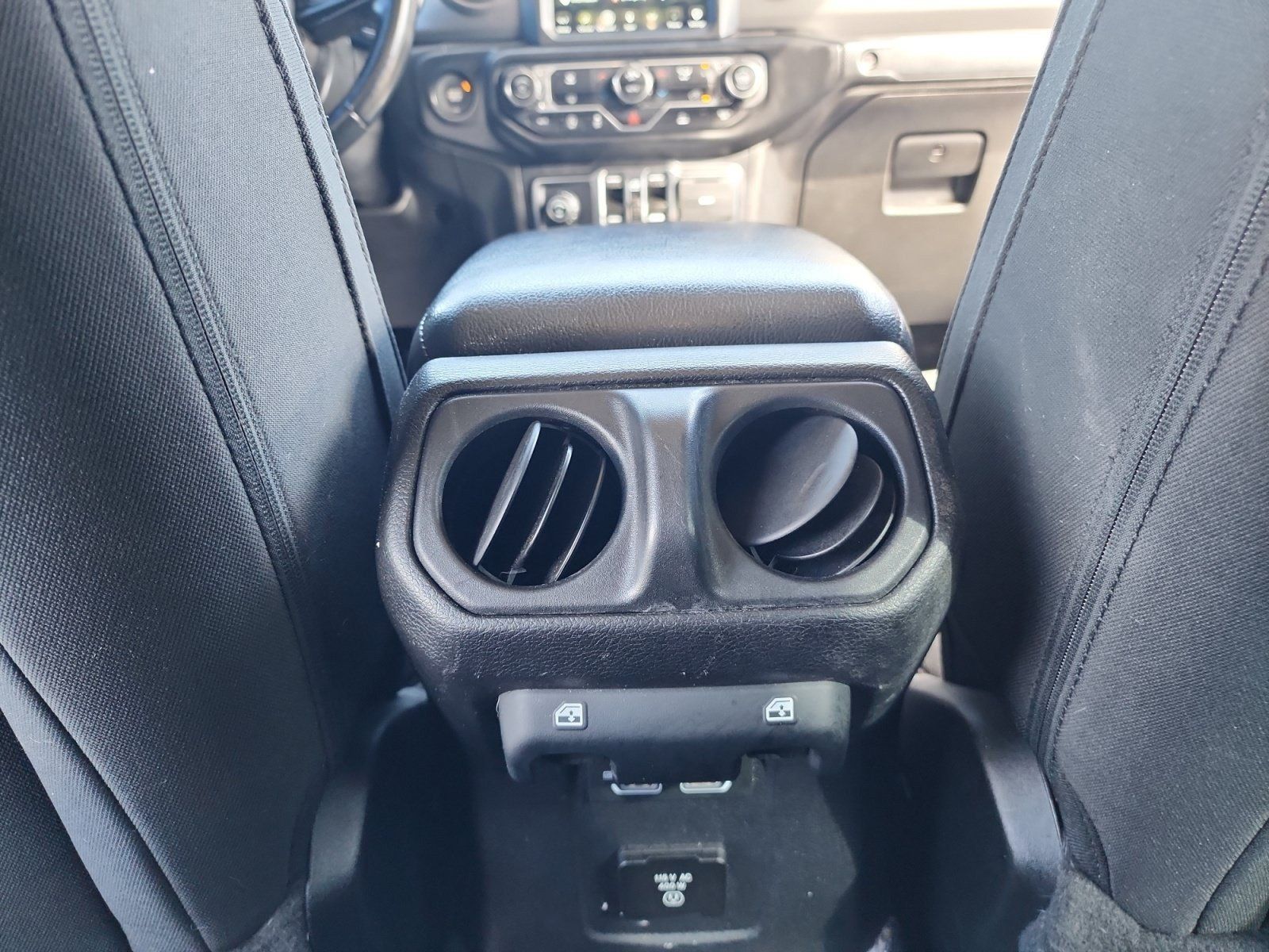 Used 2021 Jeep Gladiator Sport AWD/4WD image 32