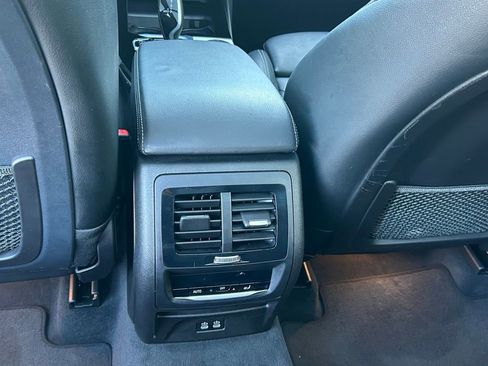 Used 2020 BMW X3 xDrive30e w/ Executive Package image 57