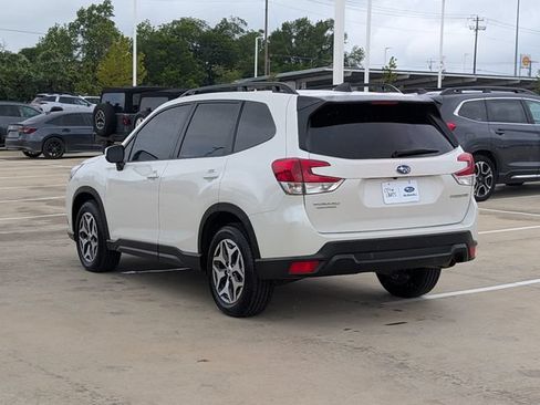 Used 2024 Subaru Forester Premium AWD/4WD image 4