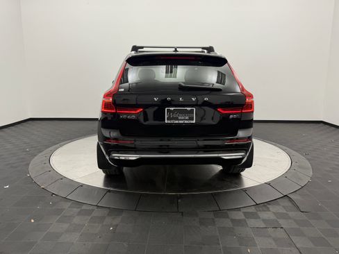 Certified 2023 Volvo XC60 B5 Plus w/ Climate Package AWD/4WD image 6