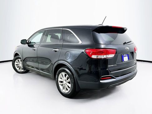 Used 2016 Kia Sorento L FWD image 6