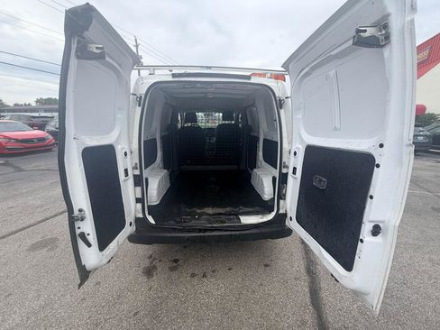 Used 2020 Nissan NV200 S FWD image 15