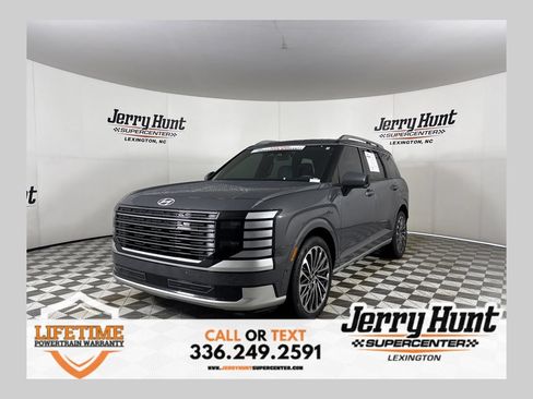 Used 2026 Hyundai Palisade Calligraphy FWD image 1