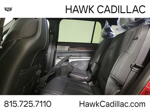New 2026 Cadillac Vistiq Sport w/ LPO, Floor Liner Package AWD/4WD image 15