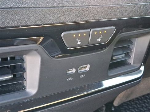 Used 2023 GMC Sierra 1500 AT4X image 11