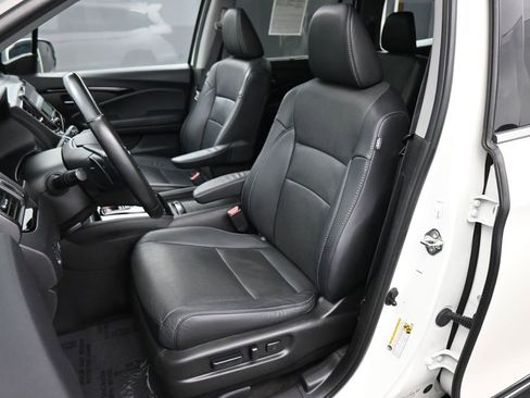 Used 2019 Honda Pilot Elite image 17