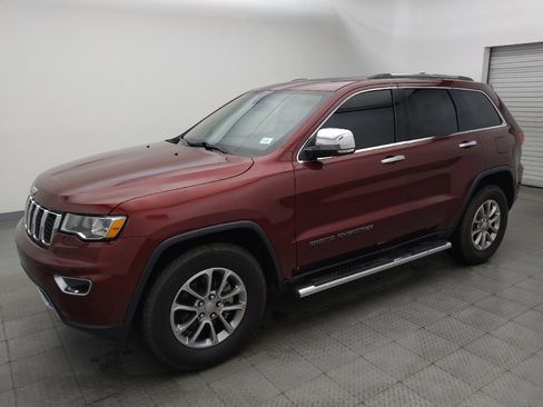 Used 2018 Jeep Grand Cherokee Limited AWD/4WD image 2