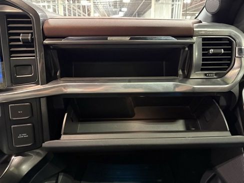 Used 2021 Ford F150 Lariat w/ Equipment Group 502A High image 23