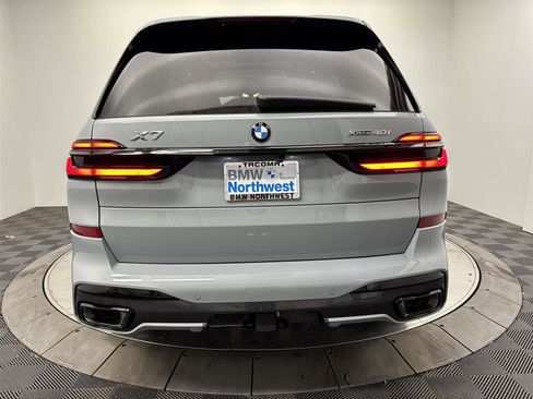 New 2026 BMW X7 xDrive40i AWD/4WD image 15
