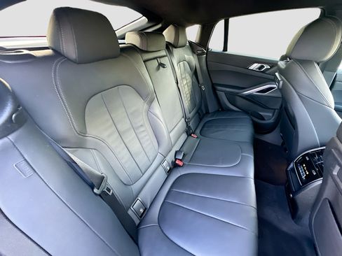 Certified 2022 BMW X6 xDrive40i w/ Premium Package image 31