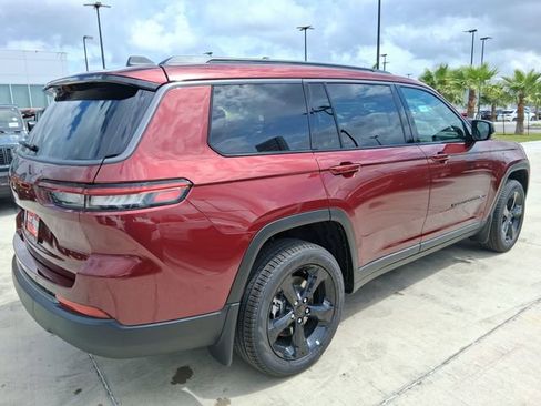 New 2026 Jeep Grand Cherokee L Limited AWD/4WD image 7
