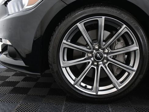 Used 2016 Ford Mustang GT Premium w/ Equipment Group 401A RWD image 38