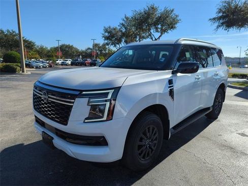 Certified 2025 Nissan Armada SV image 10