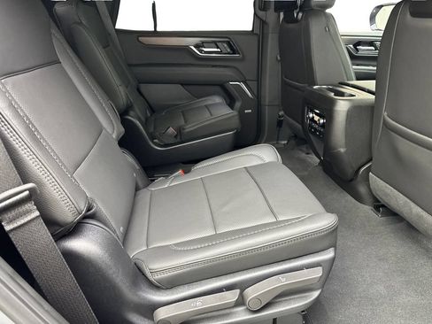 Used 2026 GMC Yukon Denali w/ Denali Reserve Package RWD image 45