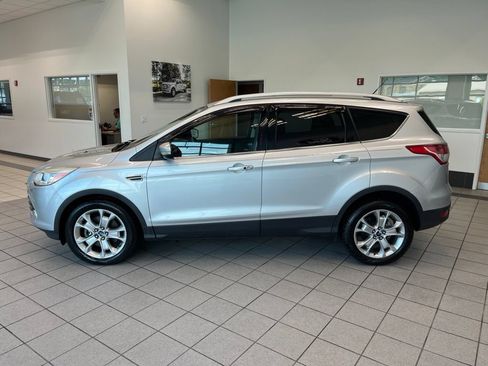 Used 2015 Ford Escape Titanium AWD/4WD image 6