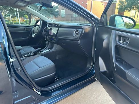 Used 2019 Toyota Corolla LE FWD image 23