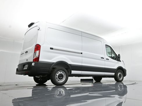 New 2026 Ford Transit 250 148 Medium Roof RWD image 44