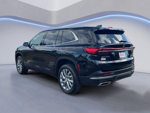 Certified 2025 Buick Enclave Preferred AWD/4WD image 3