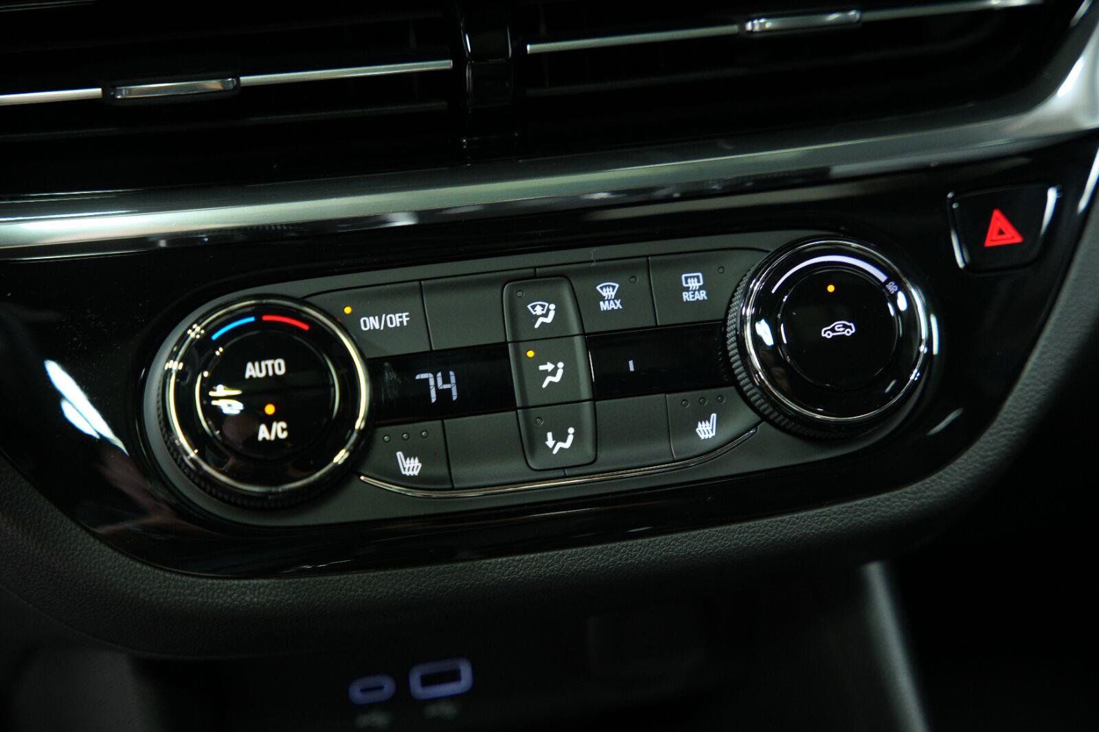 New 2026 Buick Envista Sport Touring w/ Convenience I Package FWD image 39