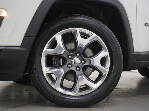 Used 2020 Jeep Compass Limited AWD/4WD image 28