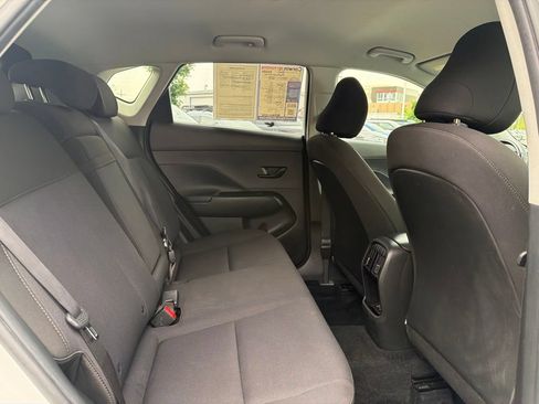Used 2025 Hyundai Kona SEL FWD image 15