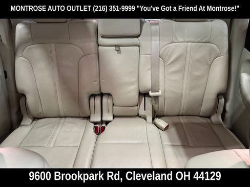 Used 2019 Lincoln MKT AWD image 33