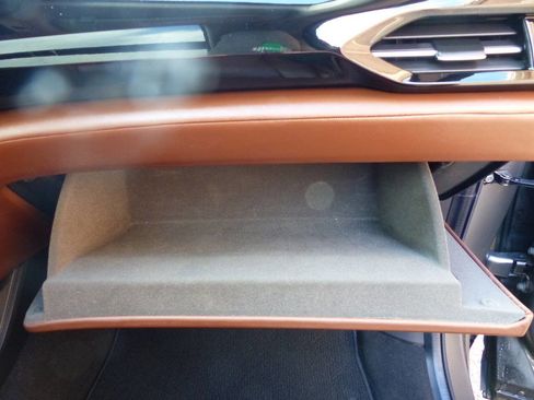 Used 2024 Acura MDX SH-AWD w/ Technology Package image 41