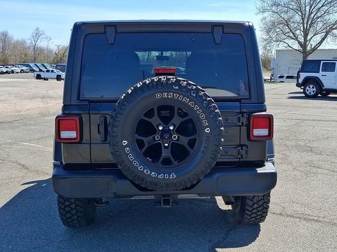 Used 2022 Jeep Wrangler Unlimited Sport image 8