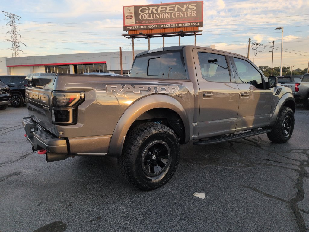 Used 2018 Ford F150 Raptor w/ Equipment Group 802A Luxury AWD/4WD image 5