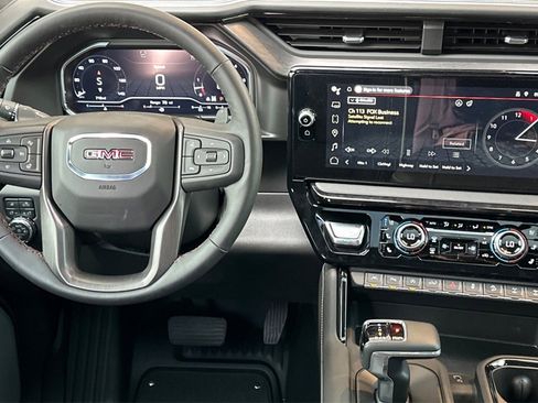 Used 2025 GMC Sierra 1500 AT4X image 15