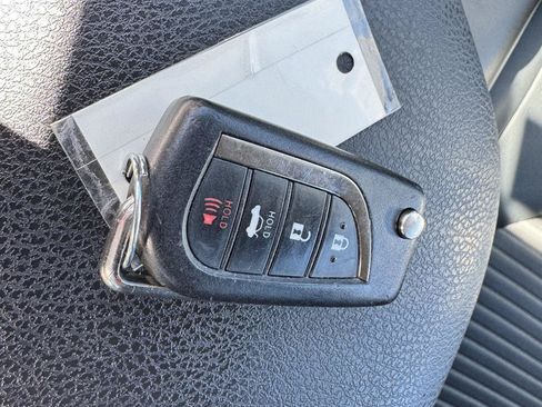 Used 2023 Toyota Camry SE w/ Protection Package (Q2) (TMS) FWD image 32