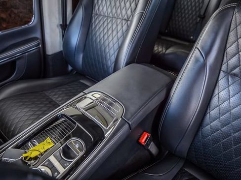 Used 2019 Jaguar XJ L Portfolio RWD image 30